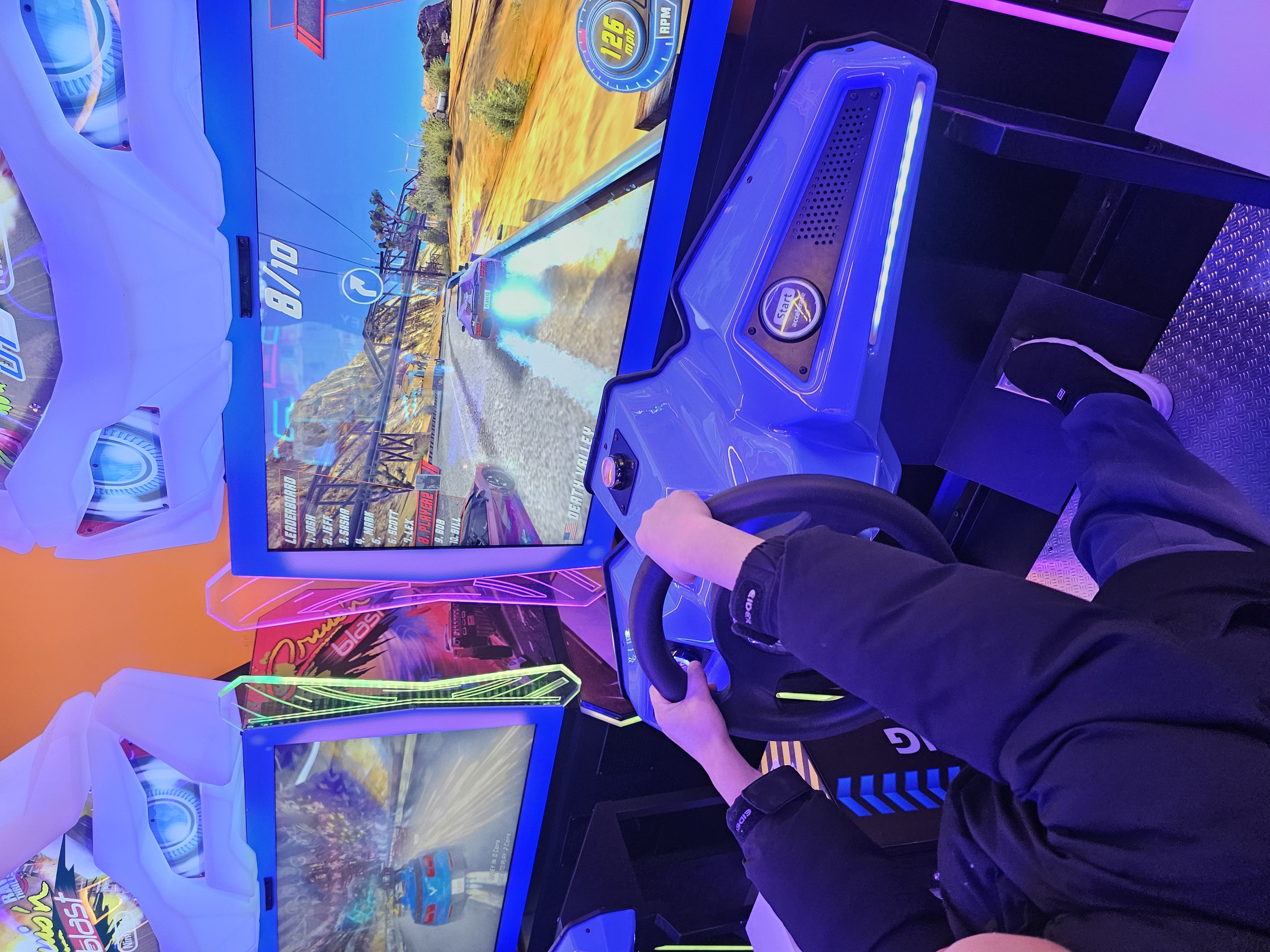 헌누의 운전실력.....