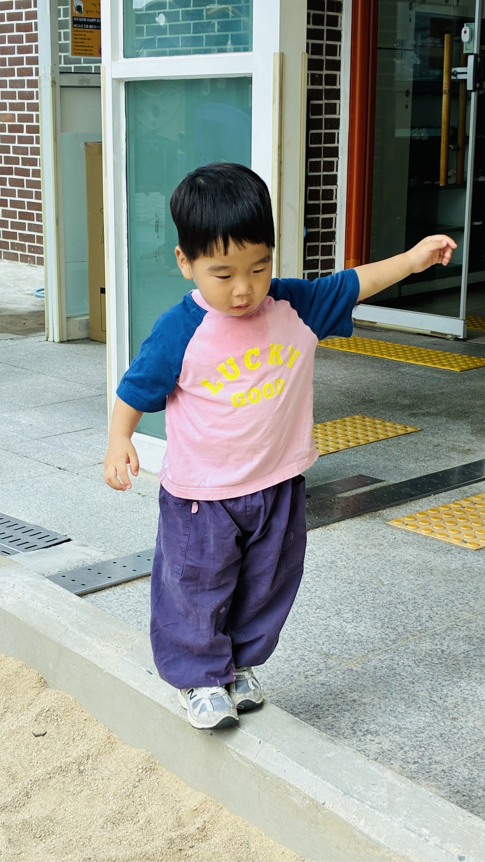 갤러리 이미지
