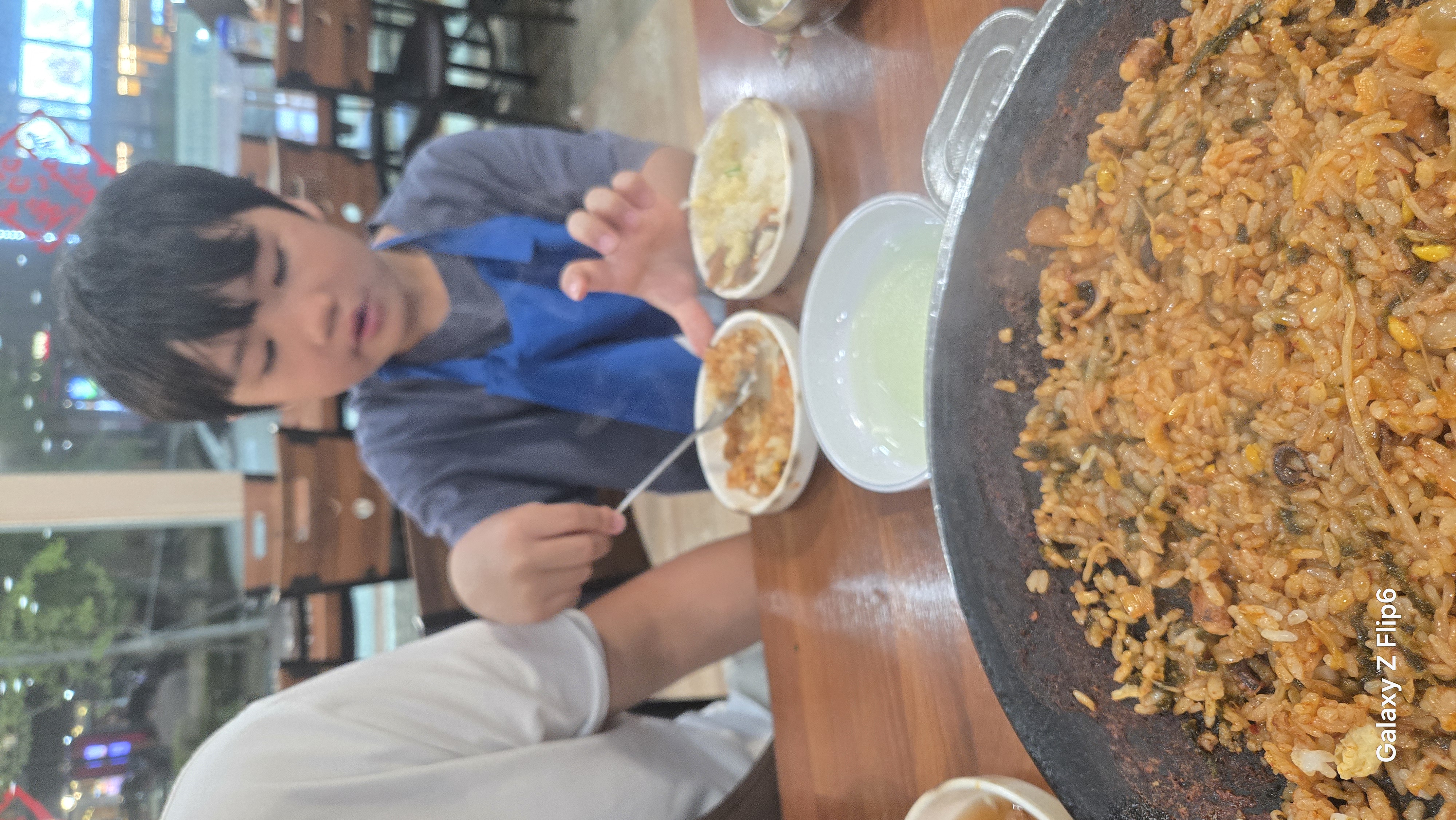 갤러리 이미지