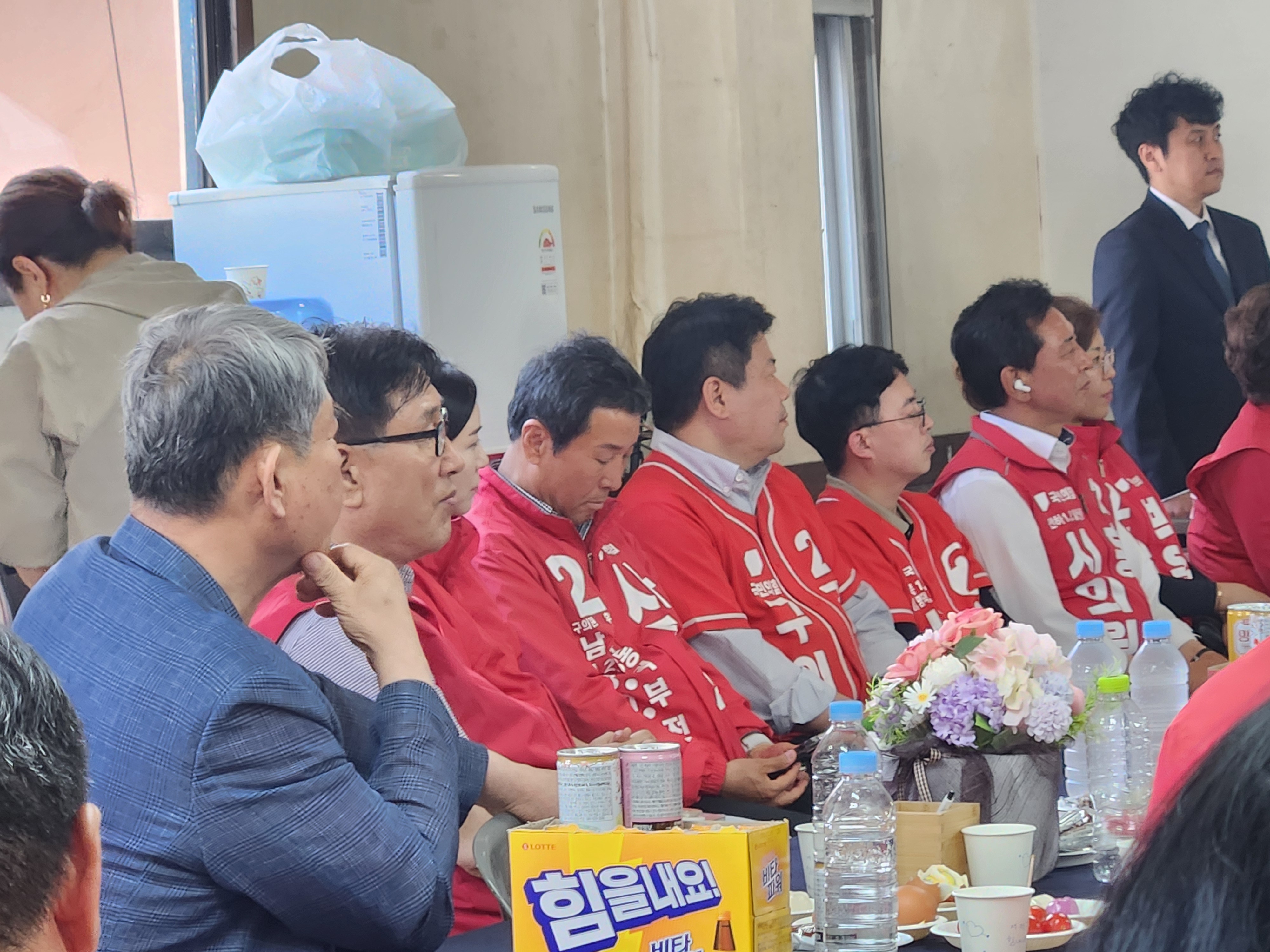 갤러리 이미지