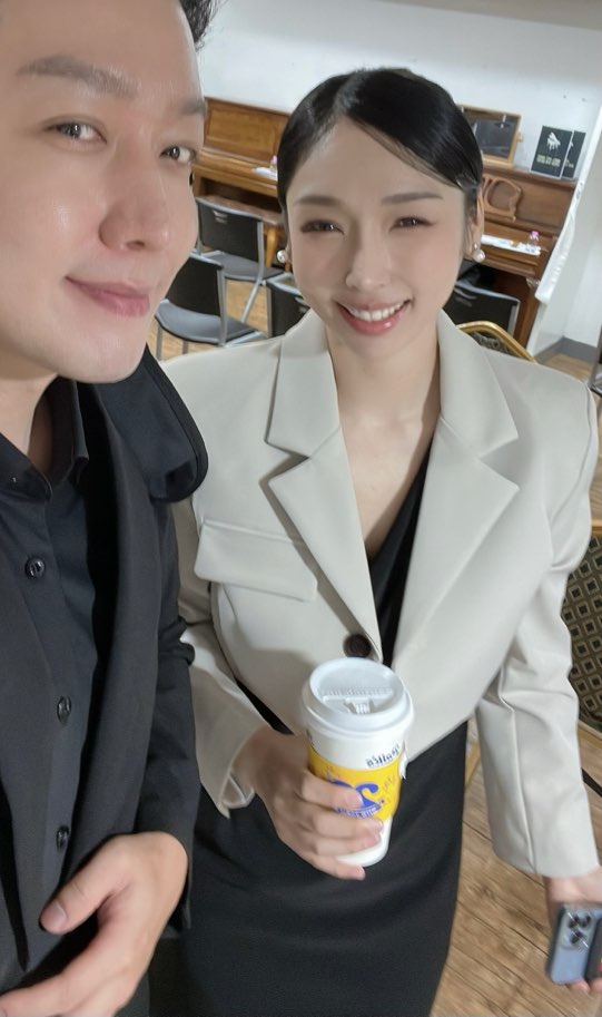 갤러리 이미지