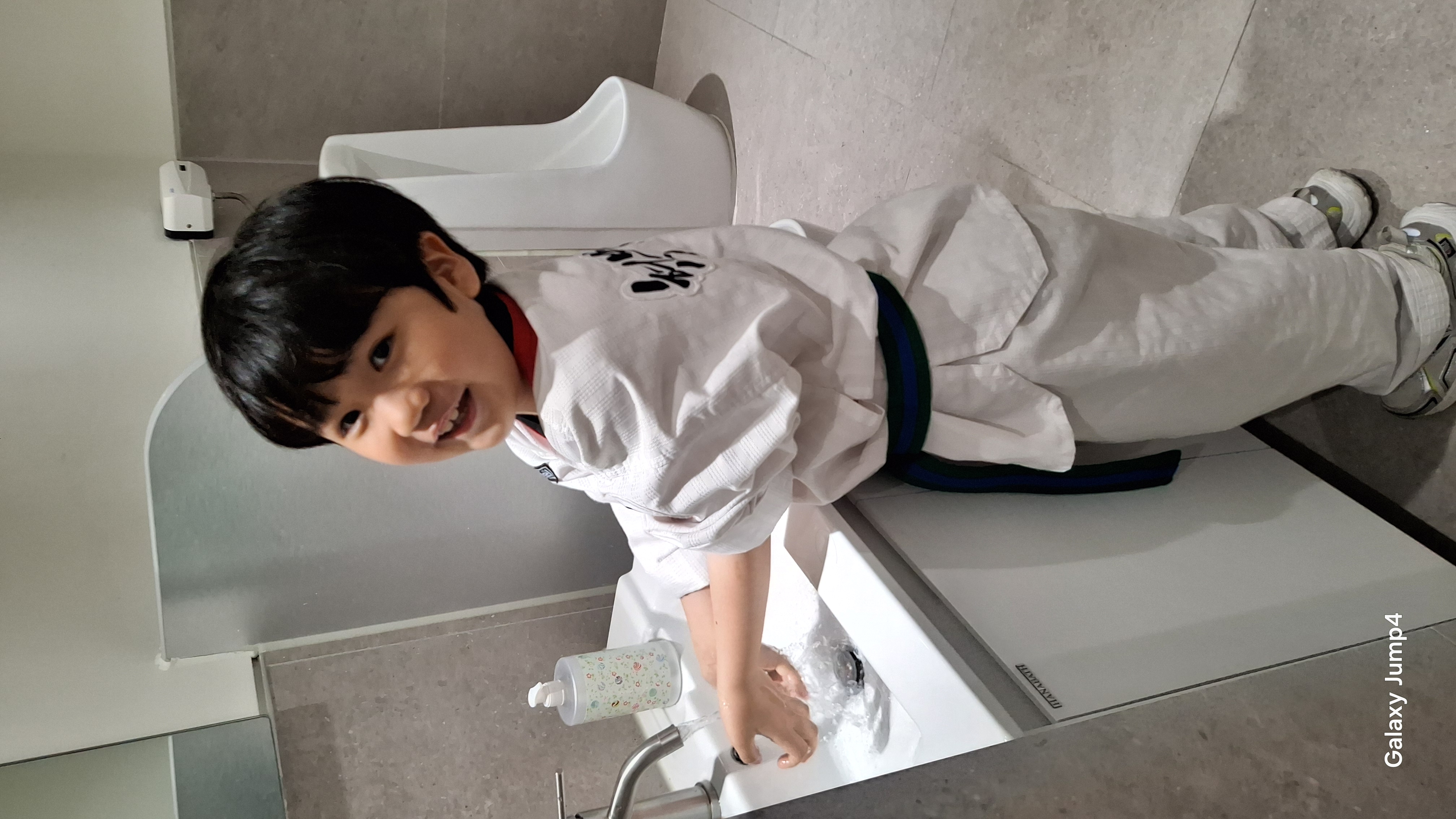 갤러리 이미지