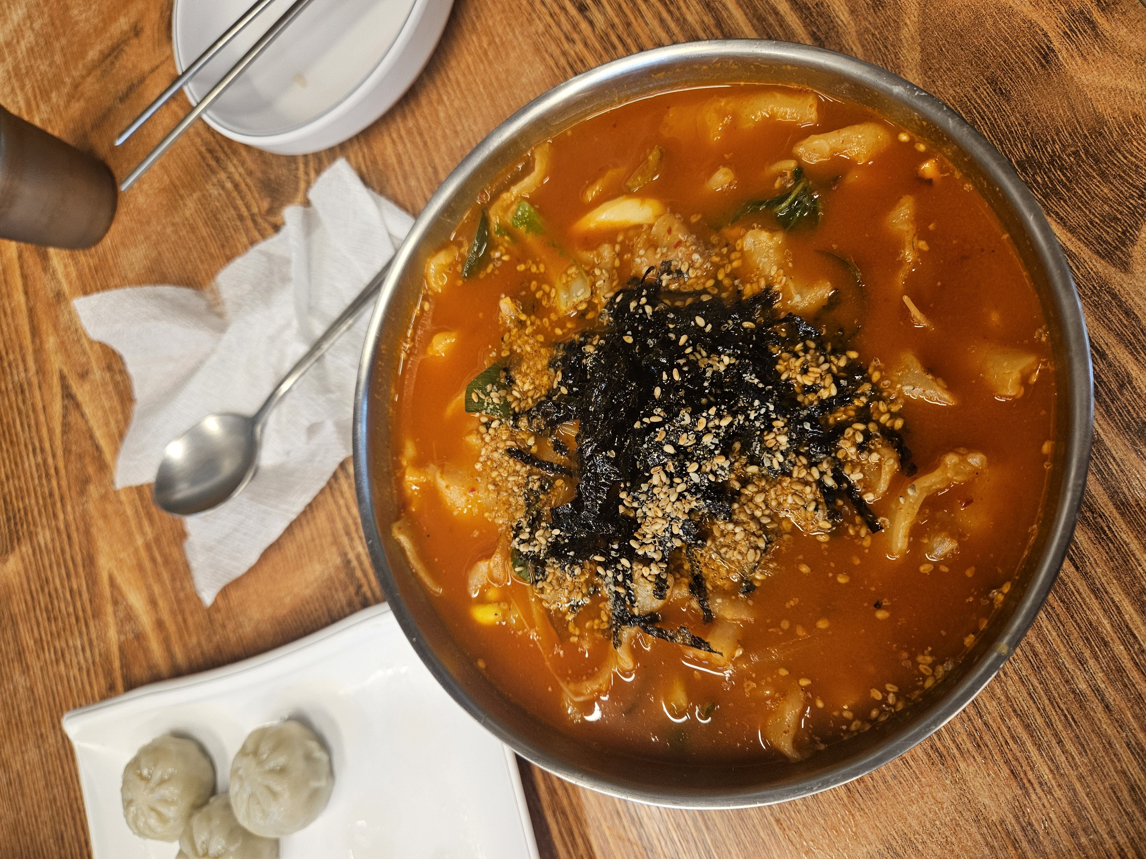 매운 수제비 맑은칼국수